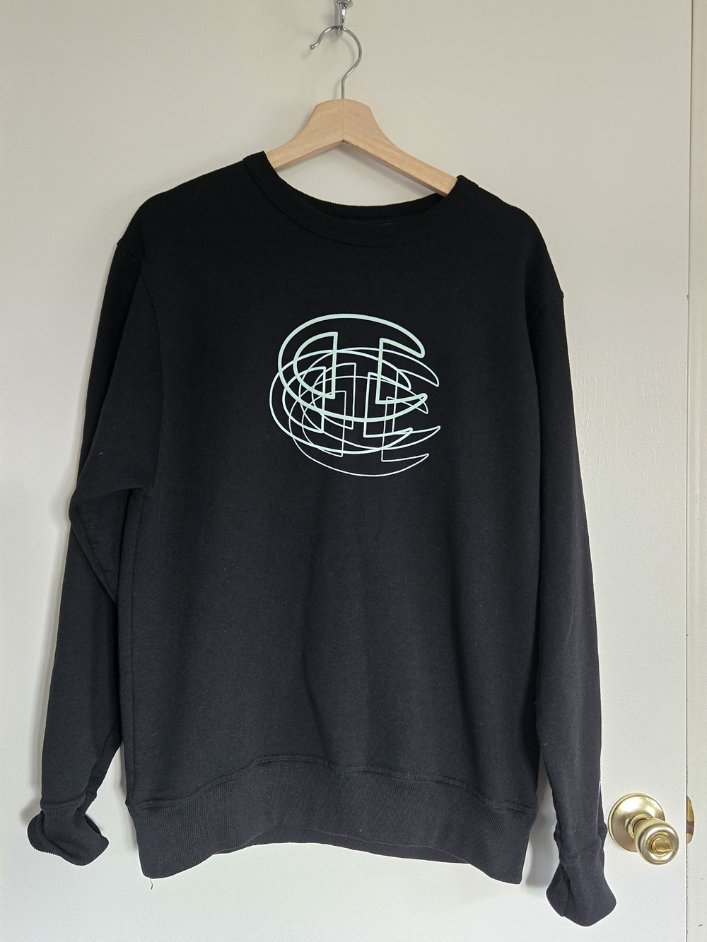 Champion Black Crewneck Sweatshirt with Mint Logo M
